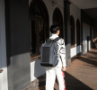 solar power generation leisure backpack.  10W, 5V / 3A, 9V / 2A fast charging, 5000 mAh energy storage, USB, high-end waterproof